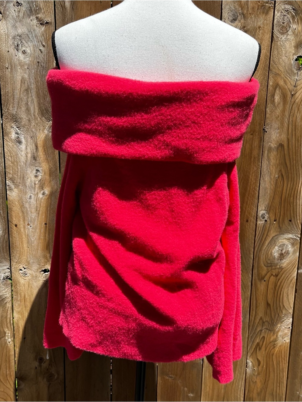 Flat White Brand New Off-Shoulder Pink/Red Women's Sweater Accepting Offers! - Picture 2 of 6